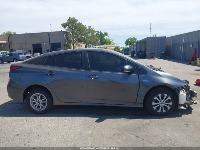 JTDL9RFU8L3018802 Toyota Prius Xle Awd-e