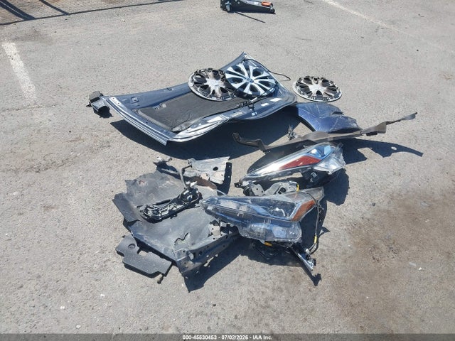 JTDL9RFU8L3018802 Toyota Prius Xle Awd-e
