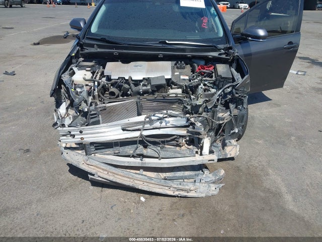 JTDL9RFU8L3018802 Toyota Prius Xle Awd-e