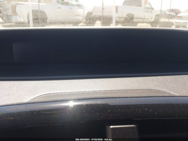 JTDL9RFU8L3018802 Toyota Prius Xle Awd-e