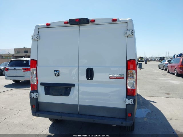 45530464 :رقم المزاد ، 3C6TRVAG7HE500047 vin ، 2017 Ram Promaster 1500 Low Roof 136 Wb مزاد بيع