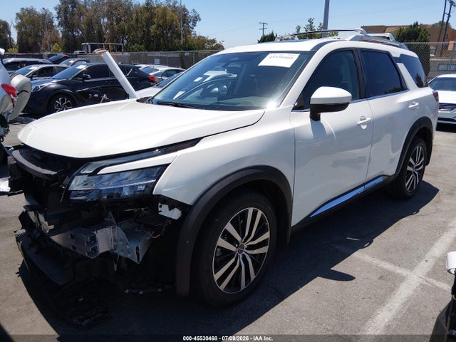 5N1DR3DG4RC297099 Nissan Pathfinder Platinum Fwd