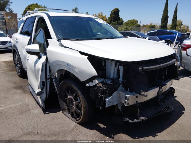 5N1DR3DG4RC297099 Nissan Pathfinder Platinum Fwd