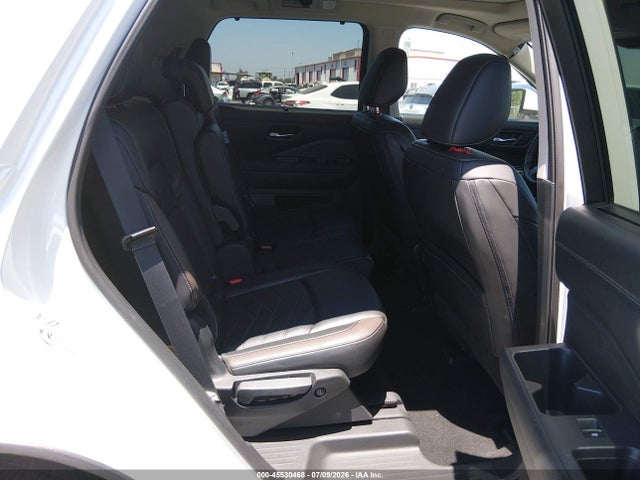 5N1DR3DG4RC297099 Nissan Pathfinder Platinum Fwd