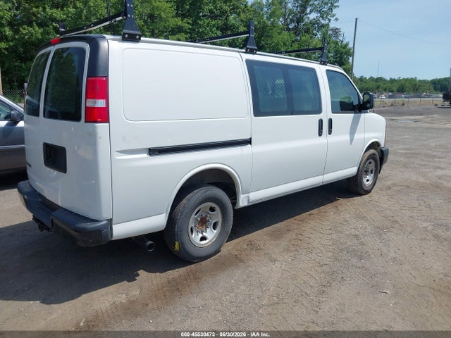 Aukcja sprzedaży 2017 Chevrolet Express 2500 Work Van, vin: 1GCWGAFFXH1299557, numer aukcji: 45530473