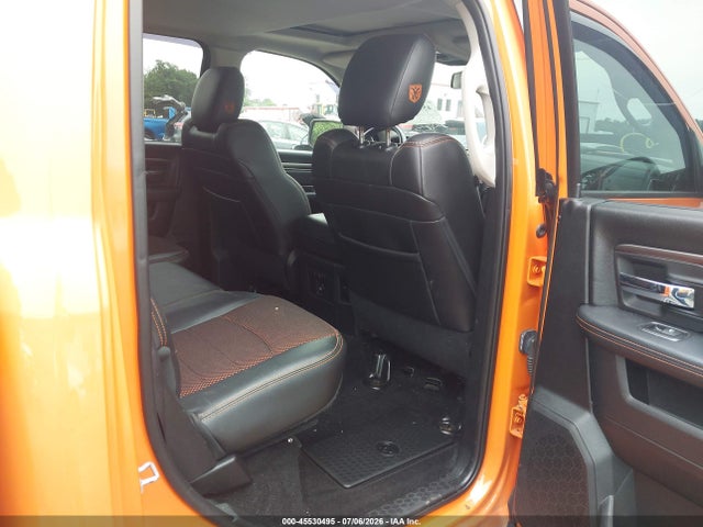 45530495 :رقم المزاد ، 1C6RR7MTXFS691259 vin ، 2015 Ram 1500 Sport مزاد بيع