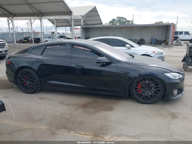 Tesla Model S 100d/75d/long Range/standard Range 2019 5YJSA1E25KF302216 Image 13