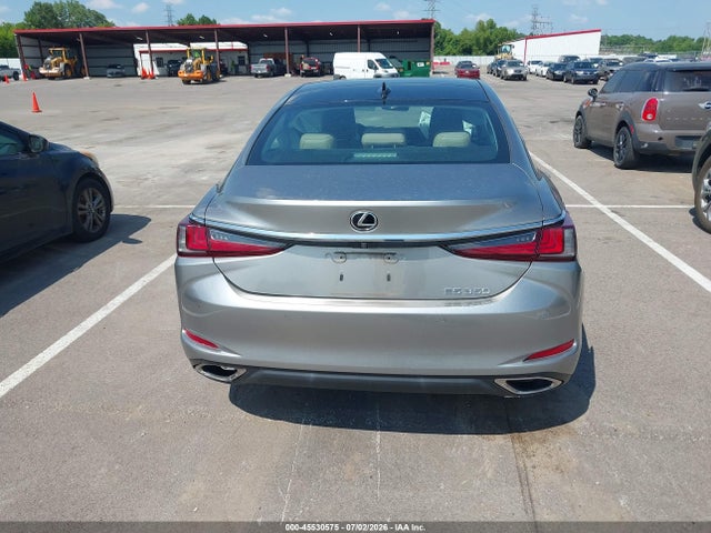 45530575 :رقم المزاد ، 58ABZ1B19KU030320 vin ، 2019 Lexus Es 350 Luxury مزاد بيع