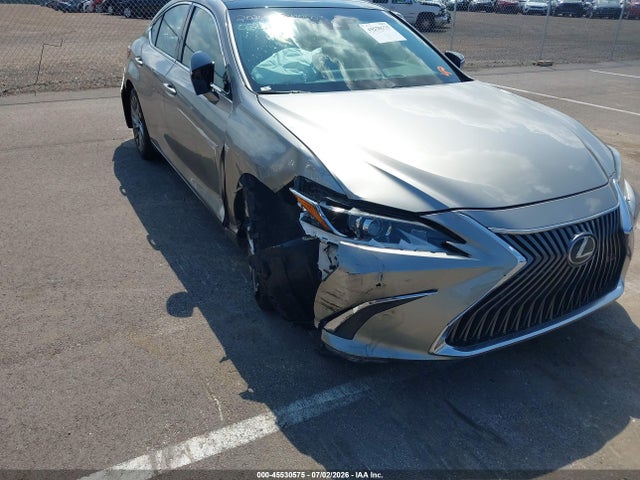45530575 :رقم المزاد ، 58ABZ1B19KU030320 vin ، 2019 Lexus Es 350 Luxury مزاد بيع
