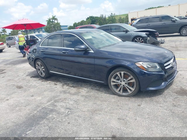 45530589 :رقم المزاد ، 55SWF4JB9GU122012 vin ، 2016 Mercedes-benz C 300 مزاد بيع