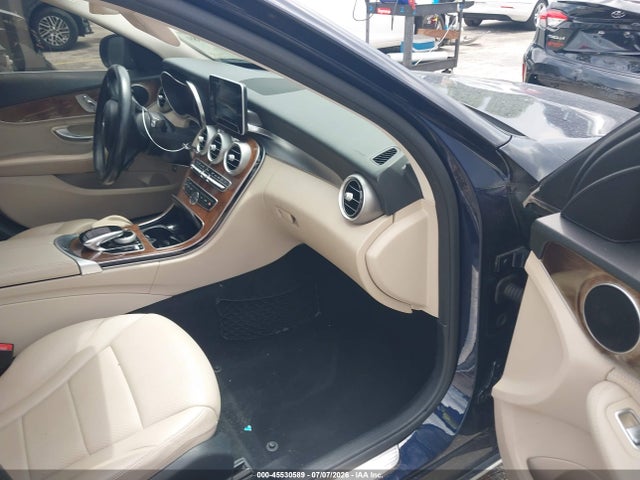 2016 Mercedes-benz C 300 მანქანა იყიდება აუქციონზე, vin: 55SWF4JB9GU122012, აუქციონის ნომერი: 45530589