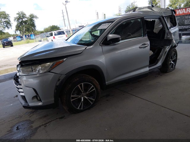2019 Toyota Highlander Le Plus მანქანა იყიდება აუქციონზე, vin: 5TDZZRFH6KS346049, აუქციონის ნომერი: 45530590