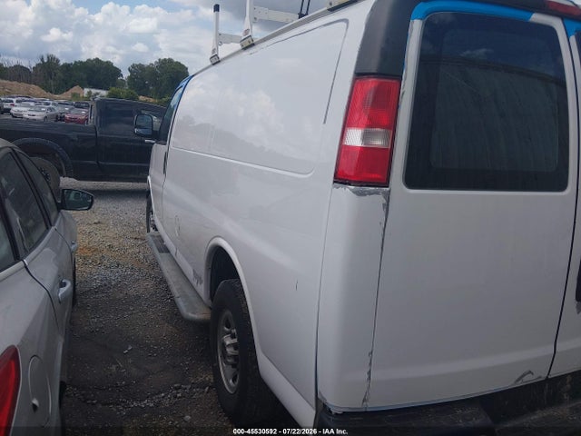 45530592 :رقم المزاد ، 1GTW7AFP8N1166588 vin ، 2022 Gmc Savana Cargo Rwd 2500 Regular Wheelbase Work Van مزاد بيع