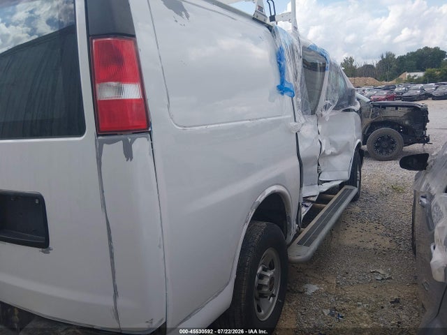 45530592 :رقم المزاد ، 1GTW7AFP8N1166588 vin ، 2022 Gmc Savana Cargo Rwd 2500 Regular Wheelbase Work Van مزاد بيع
