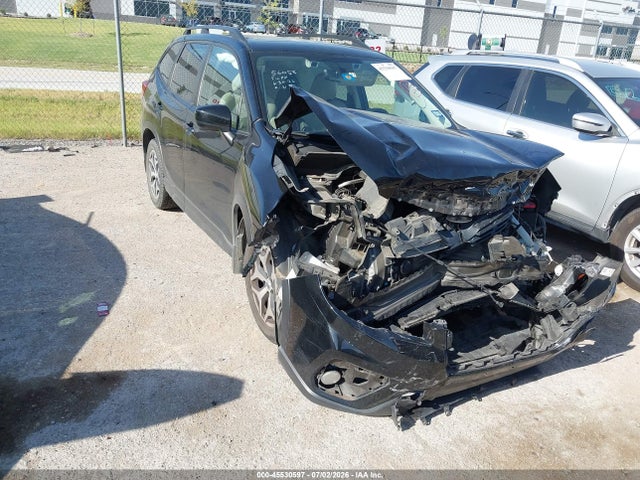Продаж на аукціоні авто 2021 Subaru Forester Premium, vin: JF2SKAFC4MH526277, номер лоту: 45530597
