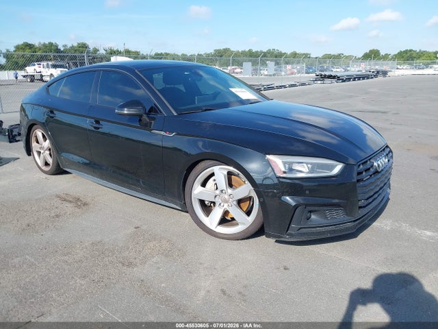 45530605 :رقم المزاد ، WAUFNCF5XKA036935 vin ، 2019 Audi A5 45 Premium مزاد بيع