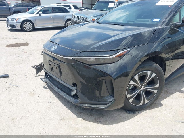 2025 Toyota Bz4x Xle მანქანა იყიდება აუქციონზე, vin: JTMAAAAA1SA073633, აუქციონის ნომერი: 45530606