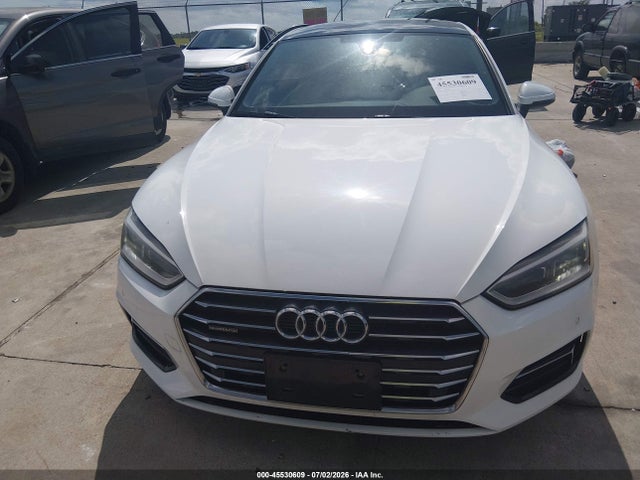 WAUBNCF59JA063184 Audi A5 2.0t Premium