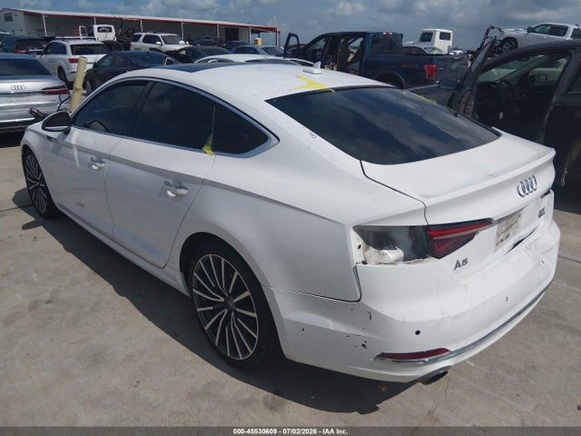 WAUBNCF59JA063184 Audi A5 2.0t Premium