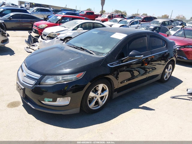 Chevrolet Volt 2014 1G1RE6E44EU123025 Image 2