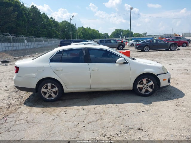 2008 Volkswagen Jetta Se მანქანა იყიდება აუქციონზე, vin: 3VWRM71K88M016036, აუქციონის ნომერი: 45530632