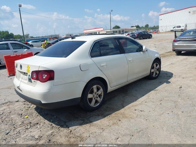 2008 Volkswagen Jetta Se მანქანა იყიდება აუქციონზე, vin: 3VWRM71K88M016036, აუქციონის ნომერი: 45530632