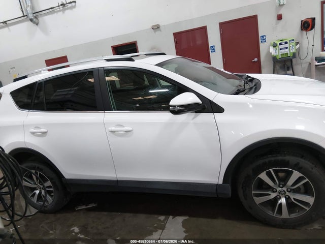 Toyota Rav4 Xle 2017 2T3RFREV9HW575980 Image 14