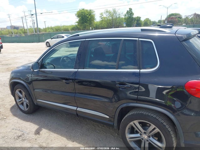 2017 Volkswagen Tiguan 2.0t Sport მანქანა იყიდება აუქციონზე, vin: WVGTV7AX5HW507306, აუქციონის ნომერი: 45530691