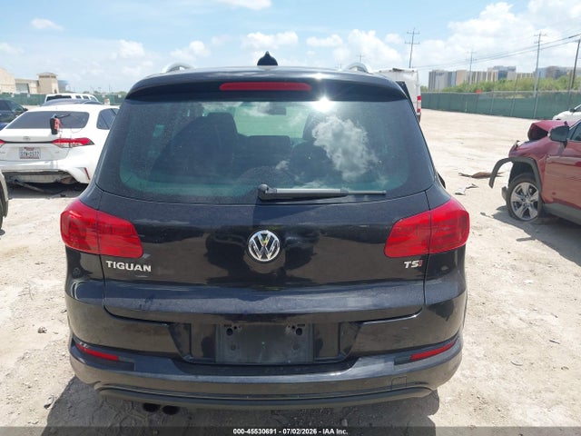 2017 Volkswagen Tiguan 2.0t Sport მანქანა იყიდება აუქციონზე, vin: WVGTV7AX5HW507306, აუქციონის ნომერი: 45530691