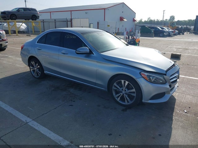 Продажа на аукционе авто 2017 Mercedes-benz C 300 4matic, vin: 55SWF4KB8HU205334, номер лота: 45530701