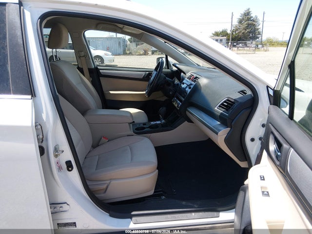 Subaru Outback 2.5i Premium 2017 4S4BSACC7H3349970 Image 5