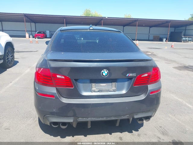 WBSFV9C53GD595591 BMW M5