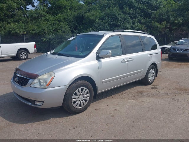 KIA SEDONA LX 2014 KNDMG4C79E6577773 Image 2