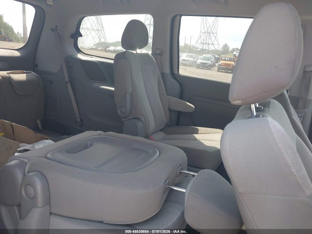 KIA SEDONA LX 2014 KNDMG4C79E6577773 Image 8