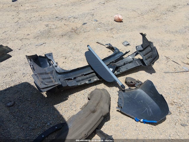 45530839 :رقم المزاد ، JA4AT5AA1JZ068573 vin ، 2018 Mitsubishi Eclipse Cross Se/sel مزاد بيع