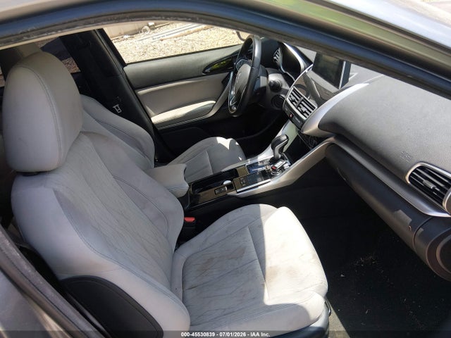 45530839 :رقم المزاد ، JA4AT5AA1JZ068573 vin ، 2018 Mitsubishi Eclipse Cross Se/sel مزاد بيع
