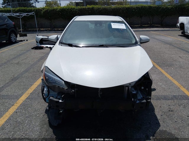 Toyota COROLLA LE 2018 5YFBURHE8JP773694 Image 13