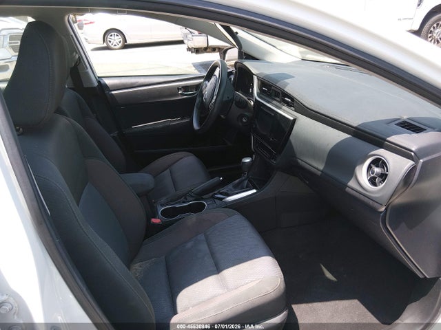 Toyota COROLLA LE 2018 5YFBURHE8JP773694 Image 5