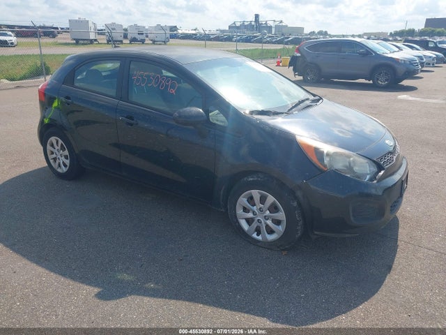 45530892 :رقم المزاد ، KNADM5A36D6099869 vin ، 2013 Kia Rio Lx مزاد بيع