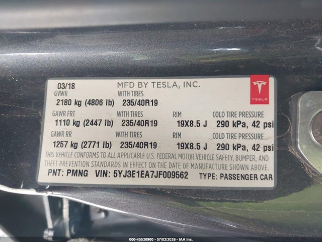 45530900 :رقم المزاد ، 5YJ3E1EA7JF009562 vin ، 2018 Tesla Model 3 Long Range/mid Range مزاد بيع