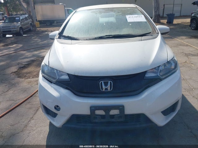 Auction sale of the 2015 Honda Fit Lx, vin: 3HGGK5H52FM786588, lot number: 45530915