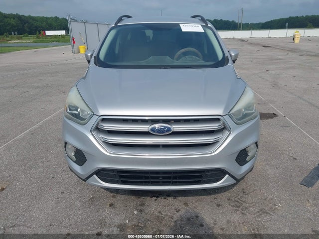 Продажа на аукционе авто 2017 Ford Escape Se, vin: 1FMCU0GD0HUB00691, номер лота: 45530968