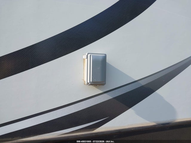 Keystone Carbon 2015 4YDT22128FR805331 Image 14