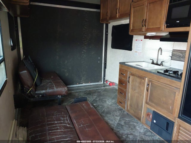 Keystone Carbon 2015 4YDT22128FR805331 Image 5