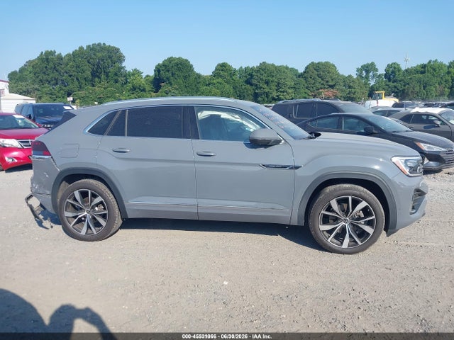2024 Volkswagen Atlas Cross Sport 2.0t Sel Premium R-line მანქანა იყიდება აუქციონზე, vin: 1V2FE2CA7RC253905, აუქციონის ნომერი: 45531066