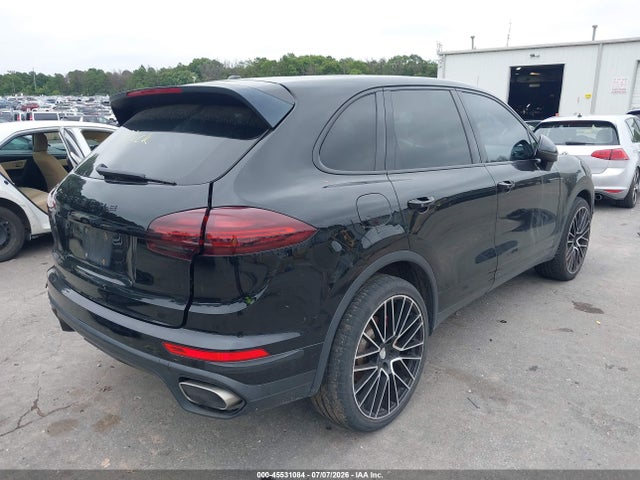 Aukcja sprzedaży 2017 Porsche Cayenne, vin: WP1AA2A24HKA89633, numer aukcji: 45531084