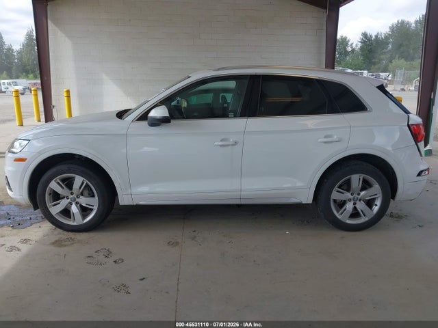WA1BNAFY4J2197705 Audi Q5 2.0t Premium/2.0t Tech Premium