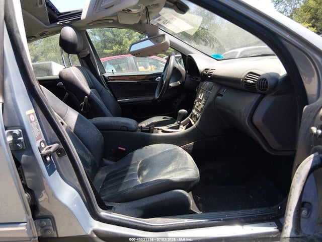 2005 Mercedes-benz C 240 Luxury 4matic მანქანა იყიდება აუქციონზე, vin: WDBRH81J05F553868, აუქციონის ნომერი: 45531116