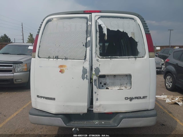 45531129 :رقم المزاد ، 1GCFG25M4X1095941 vin ، 1999 Chevrolet Express مزاد بيع