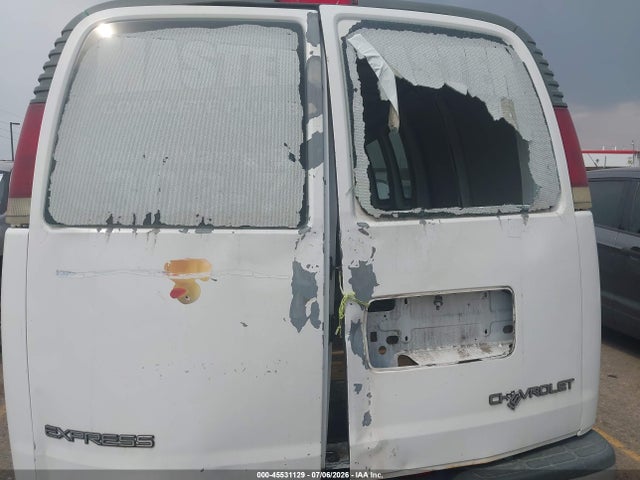 45531129 :رقم المزاد ، 1GCFG25M4X1095941 vin ، 1999 Chevrolet Express مزاد بيع